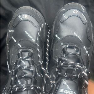 Balenciaga Men's Black Logo Sneakers